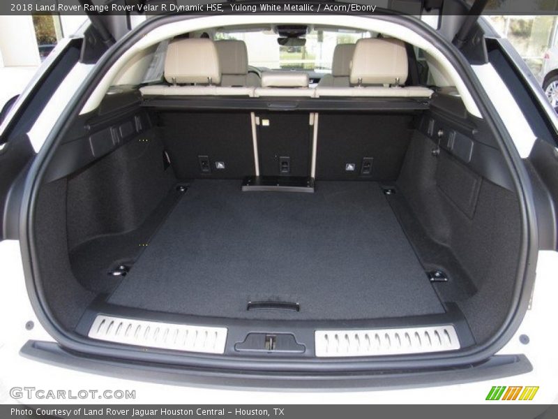 Yulong White Metallic / Acorn/Ebony 2018 Land Rover Range Rover Velar R Dynamic HSE