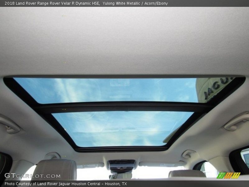 Yulong White Metallic / Acorn/Ebony 2018 Land Rover Range Rover Velar R Dynamic HSE