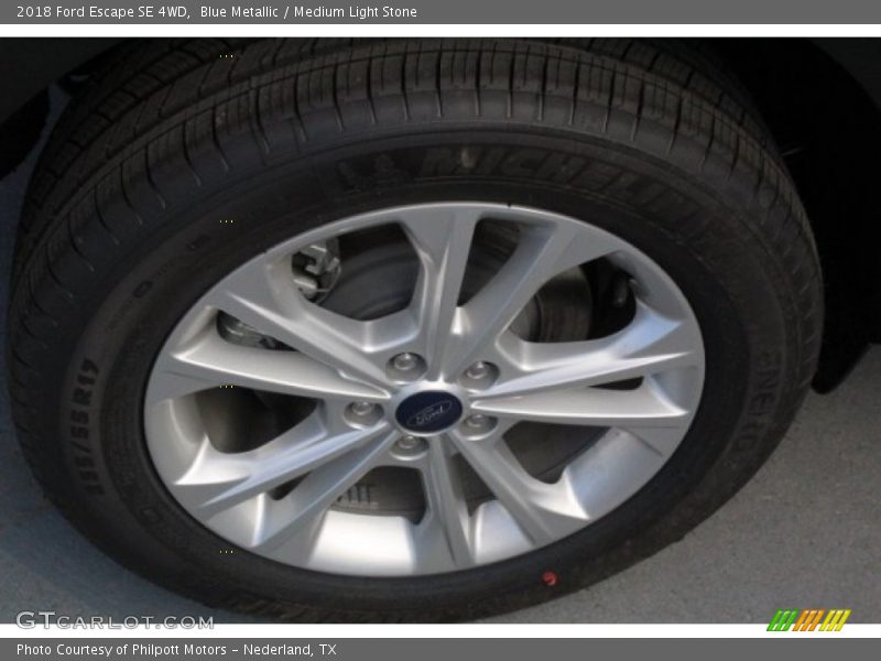 Blue Metallic / Medium Light Stone 2018 Ford Escape SE 4WD