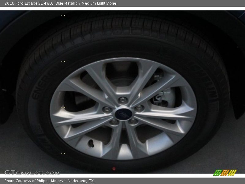 Blue Metallic / Medium Light Stone 2018 Ford Escape SE 4WD