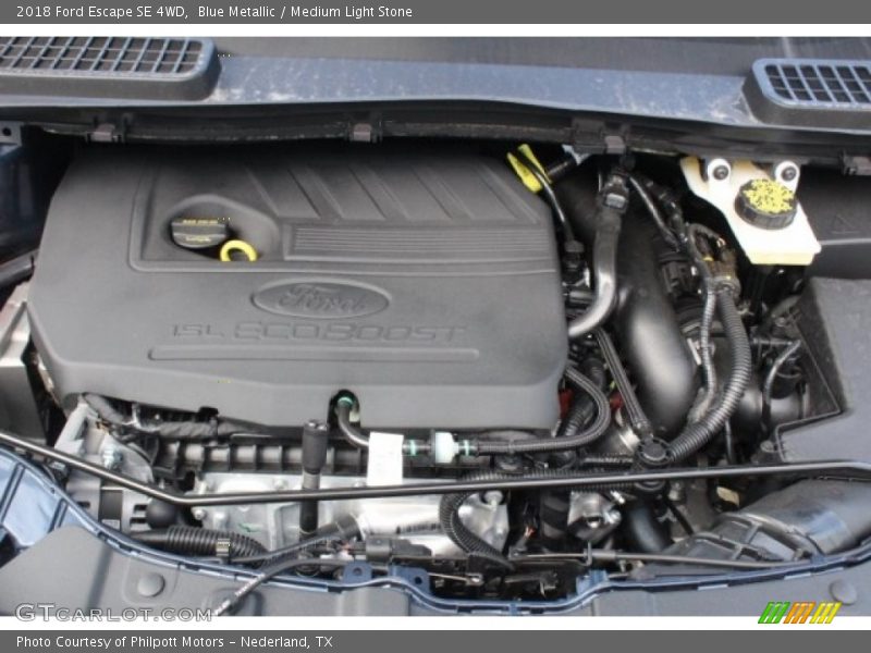 Blue Metallic / Medium Light Stone 2018 Ford Escape SE 4WD