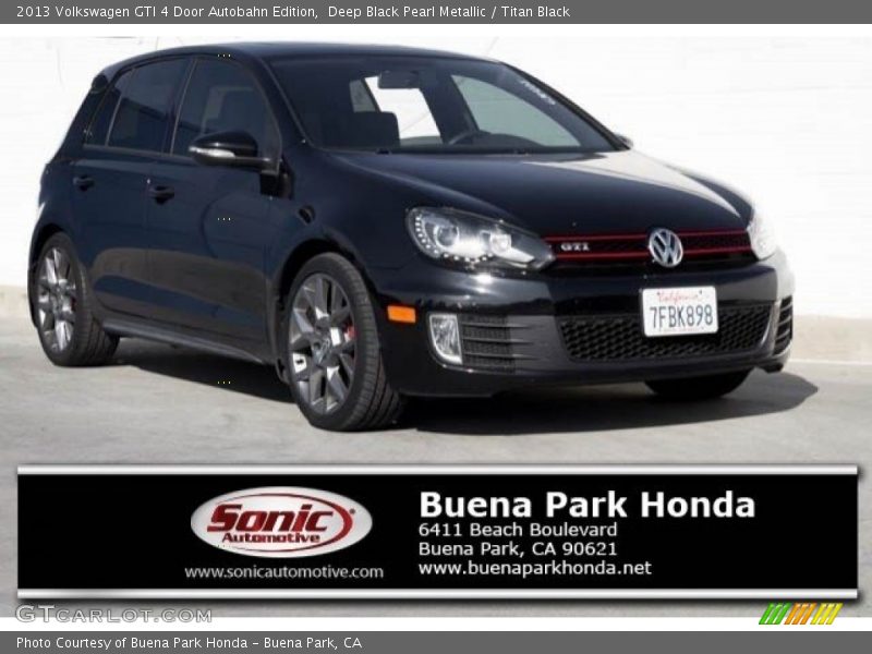Deep Black Pearl Metallic / Titan Black 2013 Volkswagen GTI 4 Door Autobahn Edition