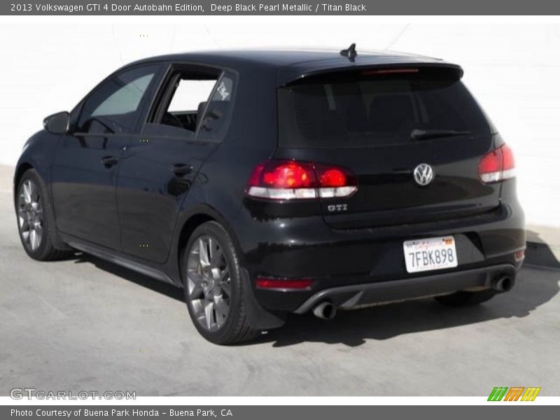 Deep Black Pearl Metallic / Titan Black 2013 Volkswagen GTI 4 Door Autobahn Edition