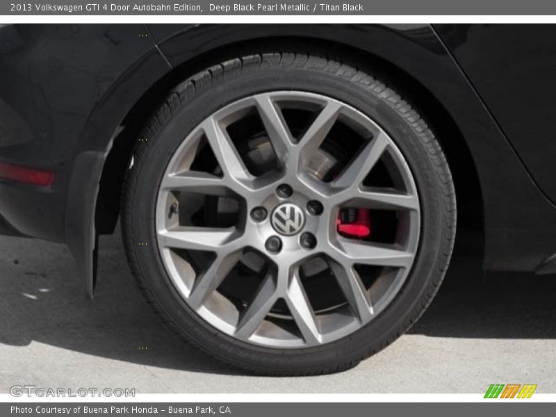 Deep Black Pearl Metallic / Titan Black 2013 Volkswagen GTI 4 Door Autobahn Edition