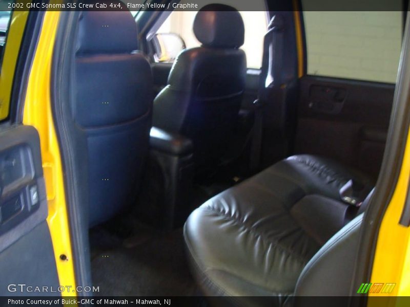 Flame Yellow / Graphite 2002 GMC Sonoma SLS Crew Cab 4x4