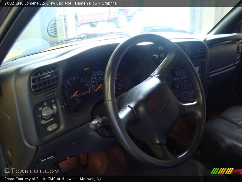 Flame Yellow / Graphite 2002 GMC Sonoma SLS Crew Cab 4x4