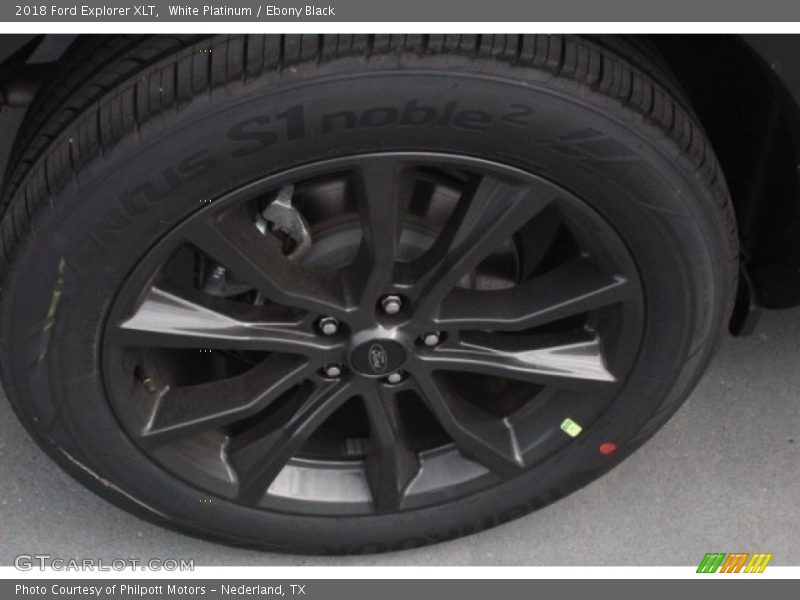 White Platinum / Ebony Black 2018 Ford Explorer XLT