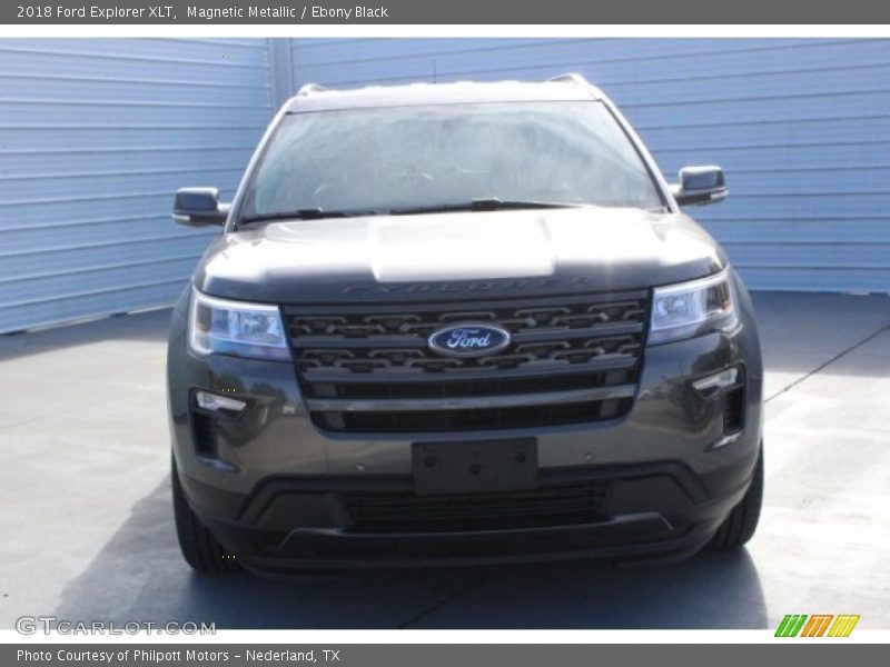 Magnetic Metallic / Ebony Black 2018 Ford Explorer XLT