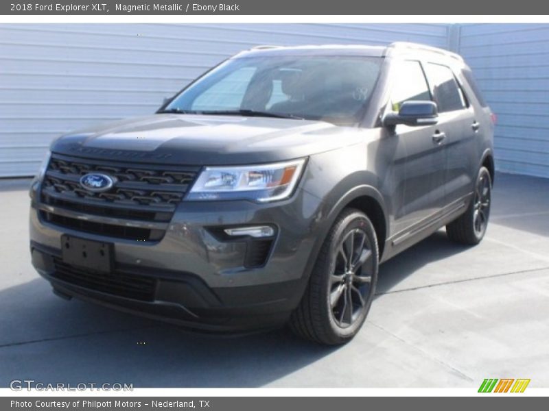 Magnetic Metallic / Ebony Black 2018 Ford Explorer XLT
