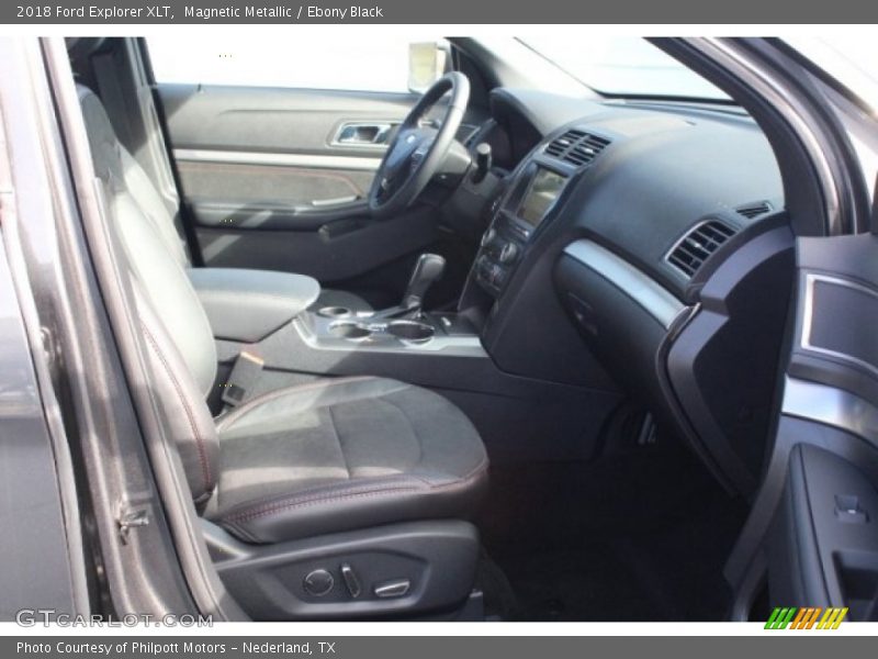 Magnetic Metallic / Ebony Black 2018 Ford Explorer XLT
