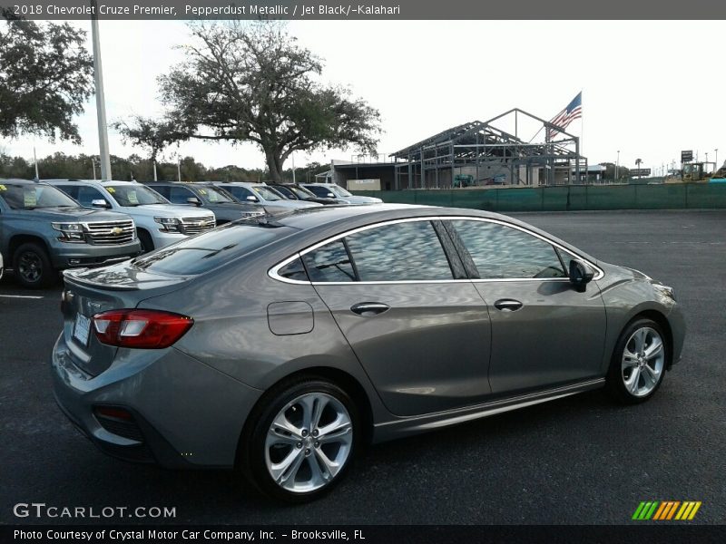 Pepperdust Metallic / Jet Black/­Kalahari 2018 Chevrolet Cruze Premier