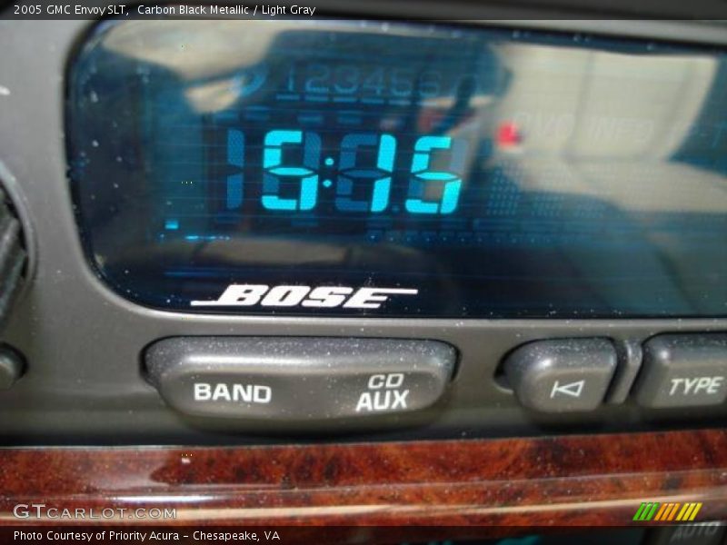 Carbon Black Metallic / Light Gray 2005 GMC Envoy SLT