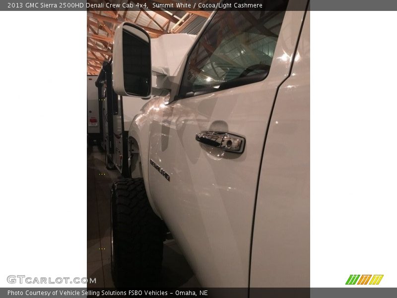 Summit White / Cocoa/Light Cashmere 2013 GMC Sierra 2500HD Denali Crew Cab 4x4