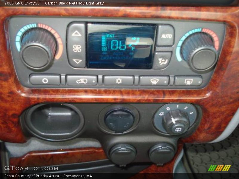 Carbon Black Metallic / Light Gray 2005 GMC Envoy SLT