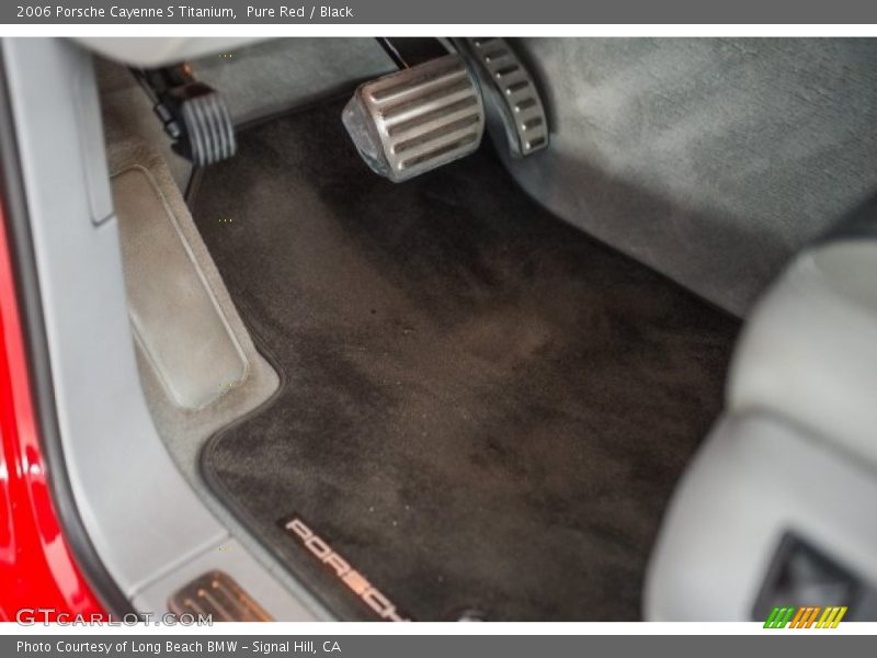Pure Red / Black 2006 Porsche Cayenne S Titanium