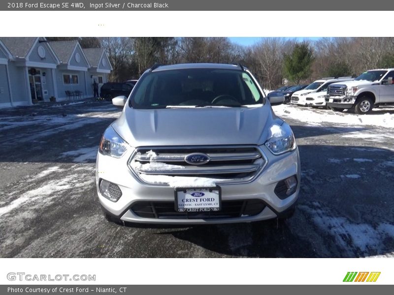 Ingot Silver / Charcoal Black 2018 Ford Escape SE 4WD