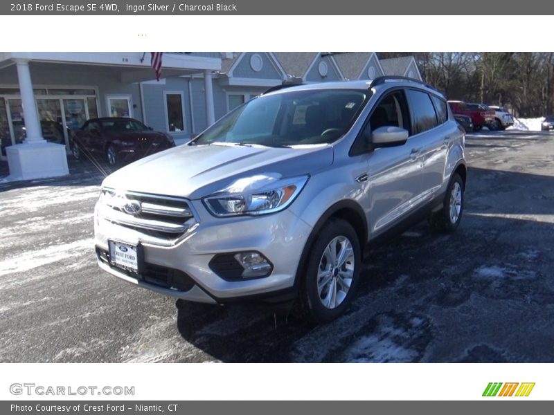 Ingot Silver / Charcoal Black 2018 Ford Escape SE 4WD