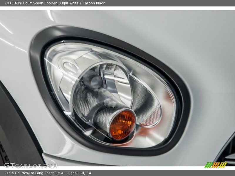 Light White / Carbon Black 2015 Mini Countryman Cooper
