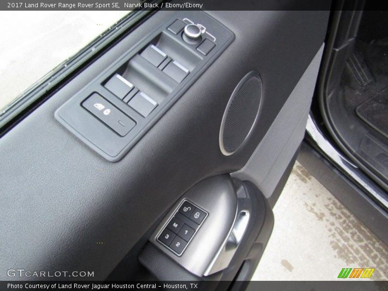 Narvik Black / Ebony/Ebony 2017 Land Rover Range Rover Sport SE