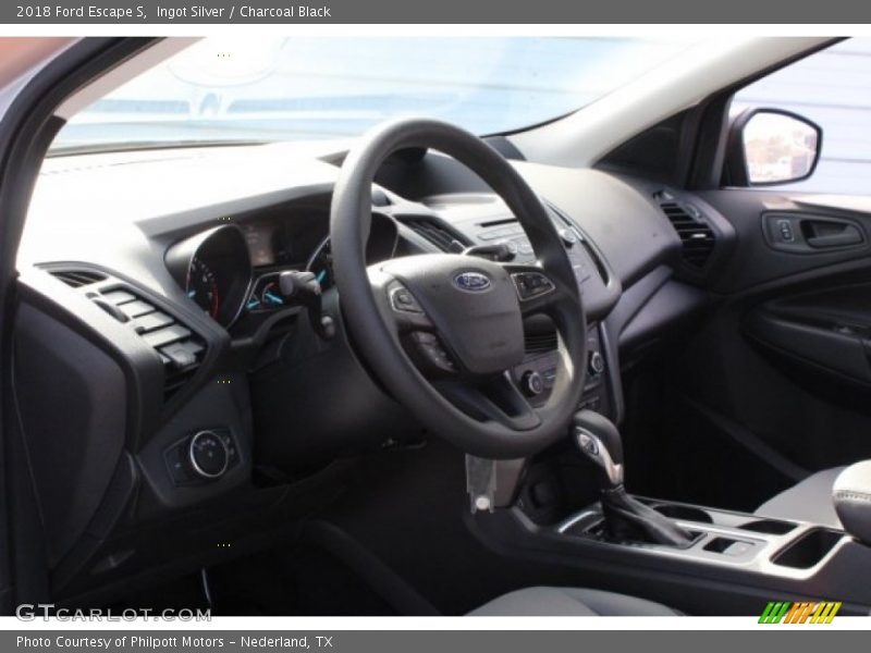 Ingot Silver / Charcoal Black 2018 Ford Escape S