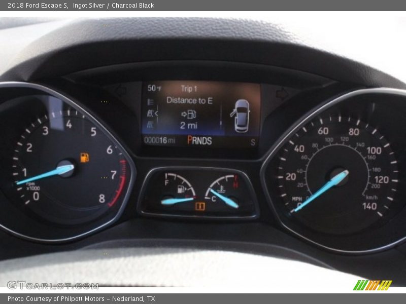 Ingot Silver / Charcoal Black 2018 Ford Escape S