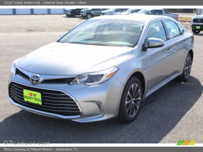 Celestial Silver Metallic / Black 2018 Toyota Avalon XLE