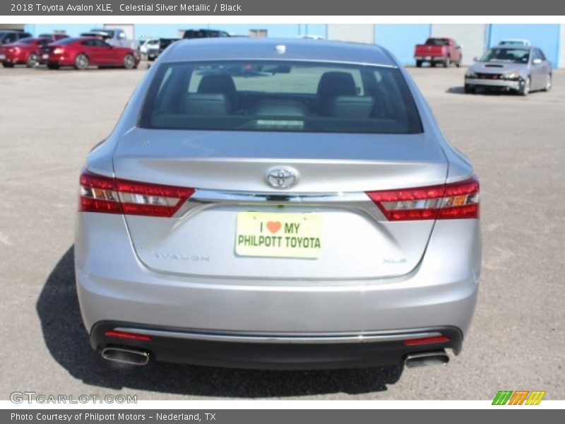 Celestial Silver Metallic / Black 2018 Toyota Avalon XLE