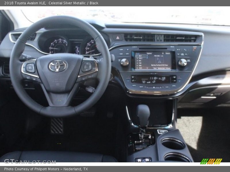 Celestial Silver Metallic / Black 2018 Toyota Avalon XLE