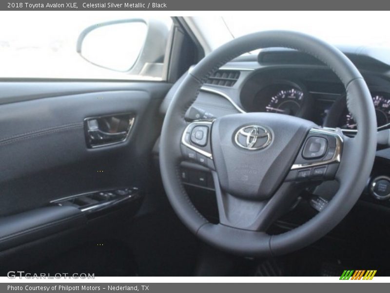 Celestial Silver Metallic / Black 2018 Toyota Avalon XLE