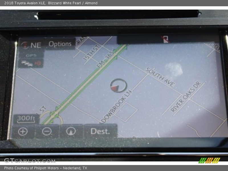 Blizzard White Pearl / Almond 2018 Toyota Avalon XLE