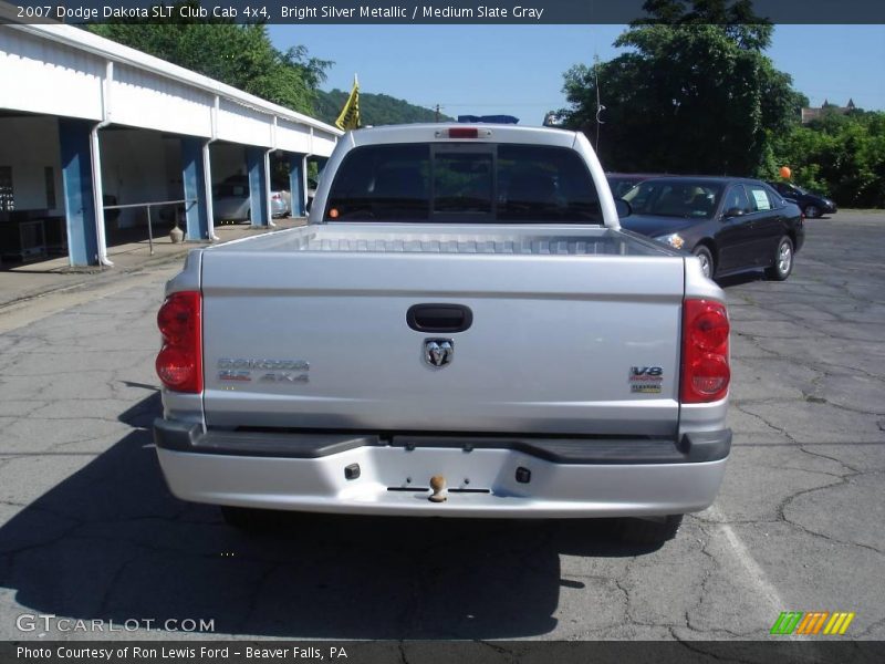 Bright Silver Metallic / Medium Slate Gray 2007 Dodge Dakota SLT Club Cab 4x4