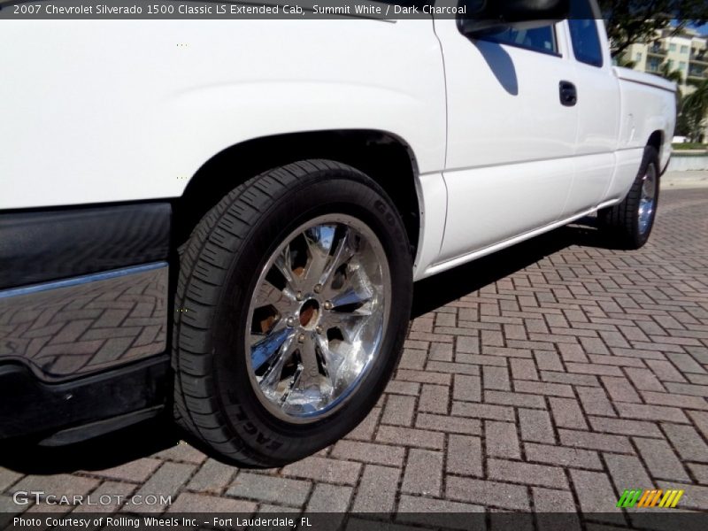 Summit White / Dark Charcoal 2007 Chevrolet Silverado 1500 Classic LS Extended Cab