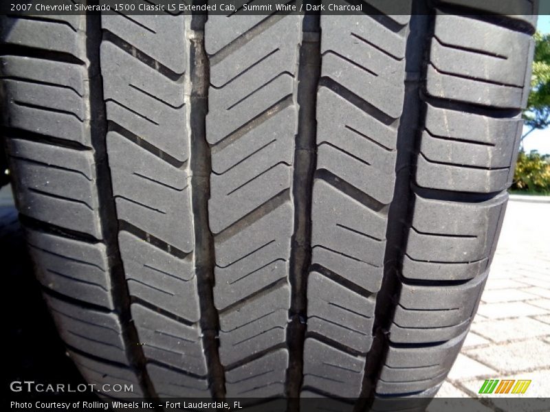 Summit White / Dark Charcoal 2007 Chevrolet Silverado 1500 Classic LS Extended Cab