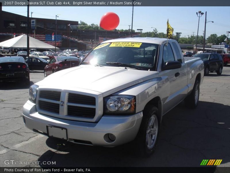 Bright Silver Metallic / Medium Slate Gray 2007 Dodge Dakota SLT Club Cab 4x4