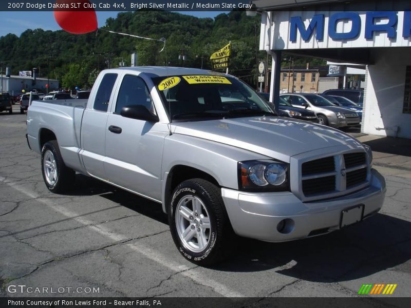 Bright Silver Metallic / Medium Slate Gray 2007 Dodge Dakota SLT Club Cab 4x4