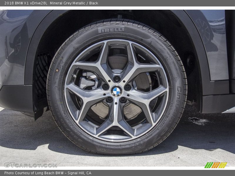 Mineral Grey Metallic / Black 2018 BMW X1 xDrive28i