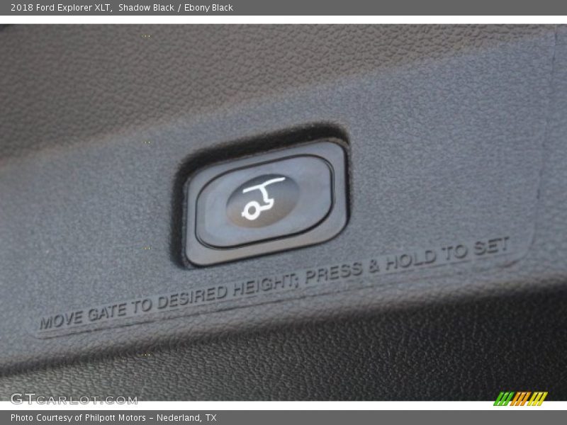 Shadow Black / Ebony Black 2018 Ford Explorer XLT