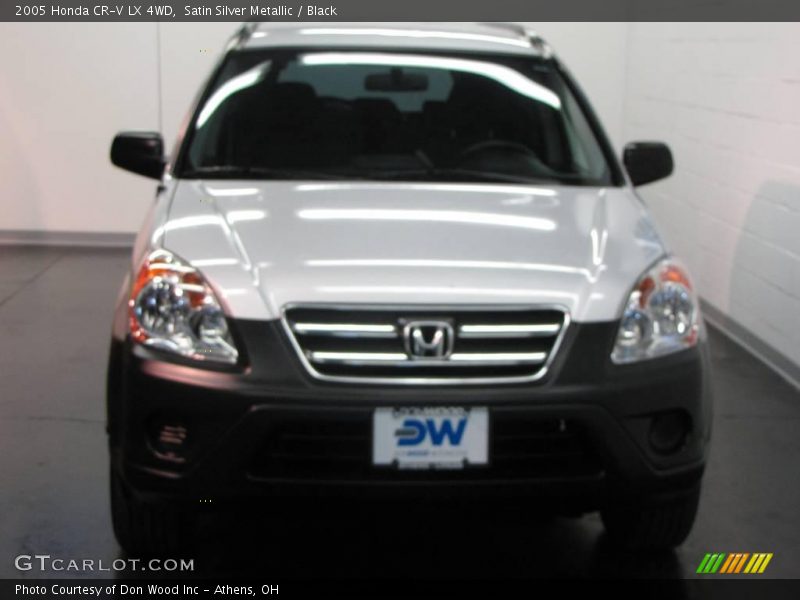 Satin Silver Metallic / Black 2005 Honda CR-V LX 4WD
