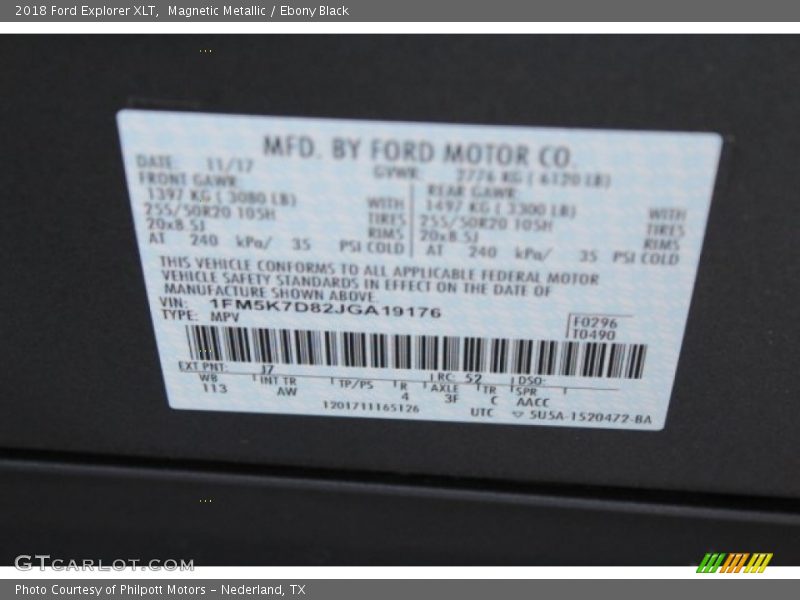 Magnetic Metallic / Ebony Black 2018 Ford Explorer XLT