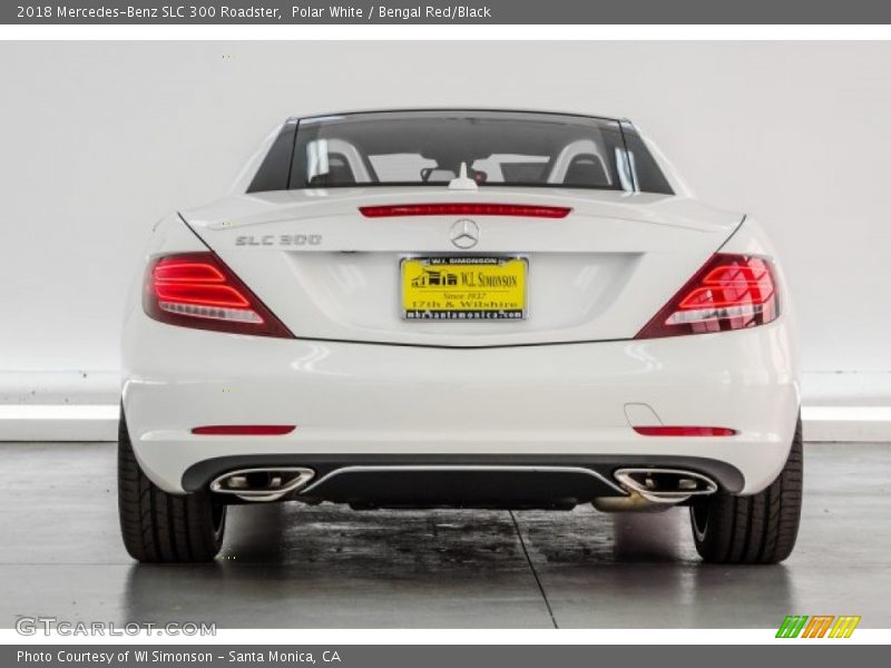 Polar White / Bengal Red/Black 2018 Mercedes-Benz SLC 300 Roadster