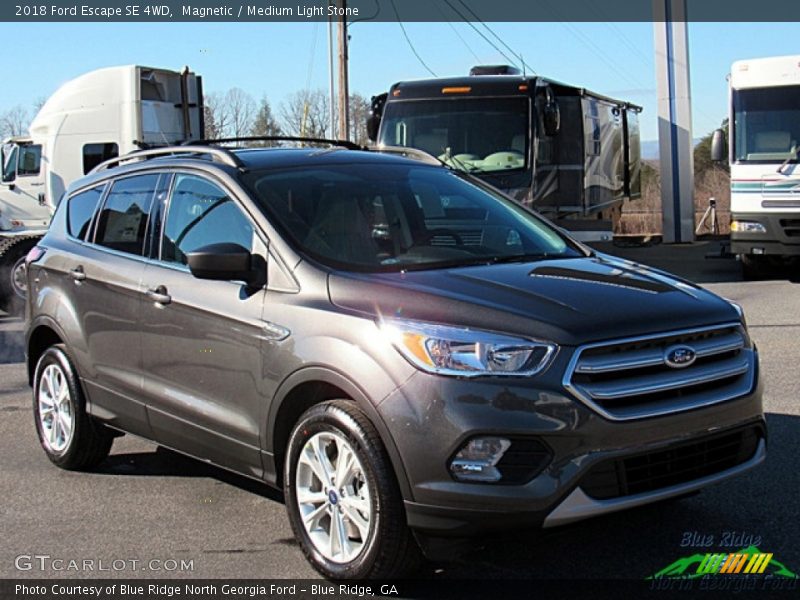 Magnetic / Medium Light Stone 2018 Ford Escape SE 4WD