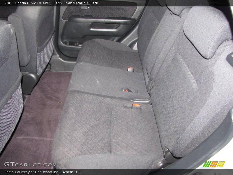 Satin Silver Metallic / Black 2005 Honda CR-V LX 4WD