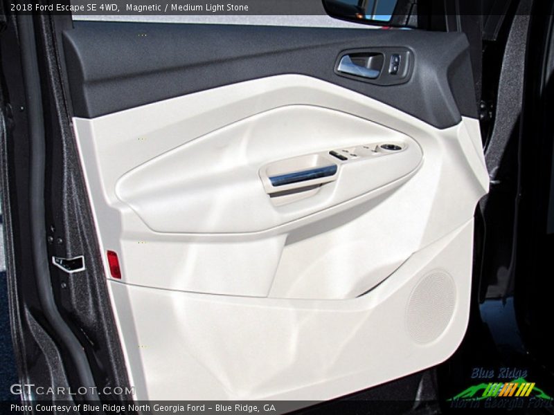 Magnetic / Medium Light Stone 2018 Ford Escape SE 4WD