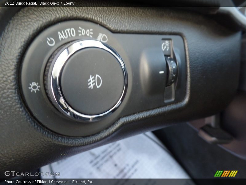 Black Onyx / Ebony 2012 Buick Regal