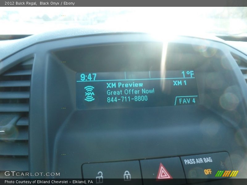 Black Onyx / Ebony 2012 Buick Regal