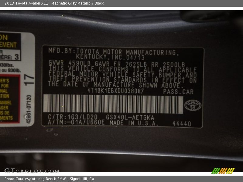 Magnetic Gray Metallic / Black 2013 Toyota Avalon XLE