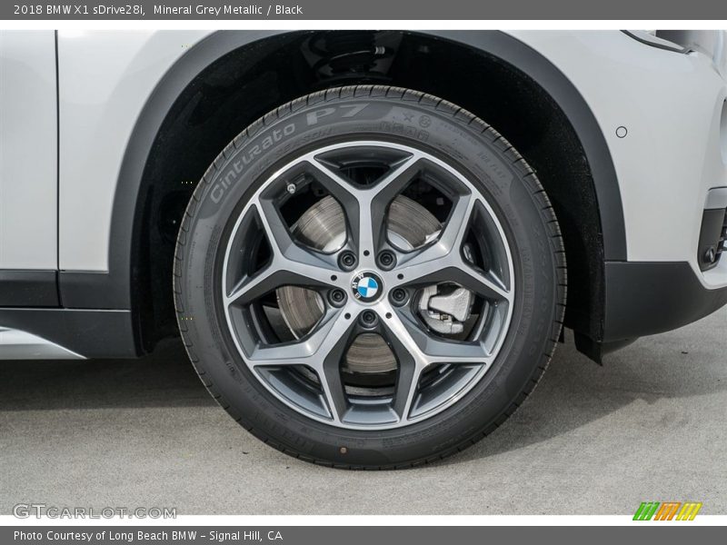 Mineral Grey Metallic / Black 2018 BMW X1 sDrive28i