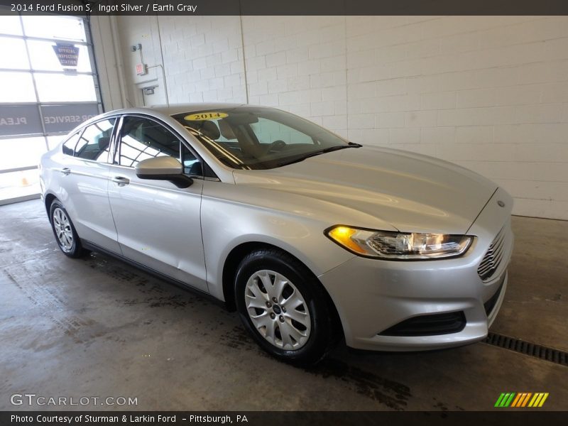 Ingot Silver / Earth Gray 2014 Ford Fusion S