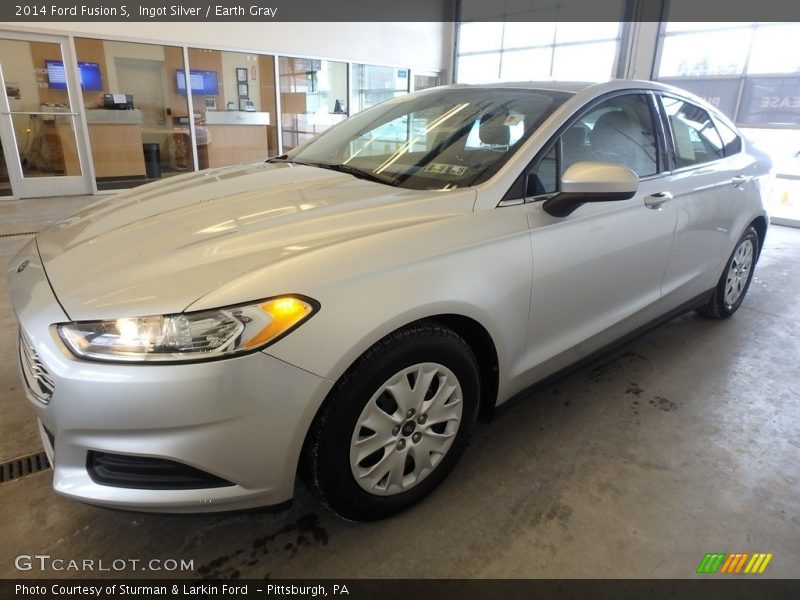 Ingot Silver / Earth Gray 2014 Ford Fusion S
