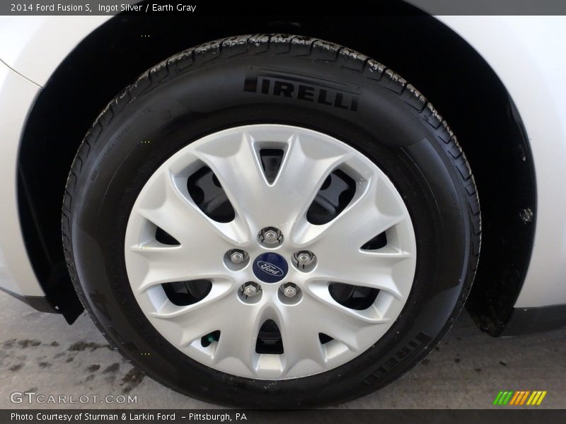Ingot Silver / Earth Gray 2014 Ford Fusion S